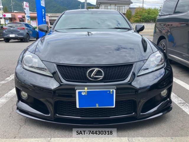 Lexus IS F 2010-08 8841003-1