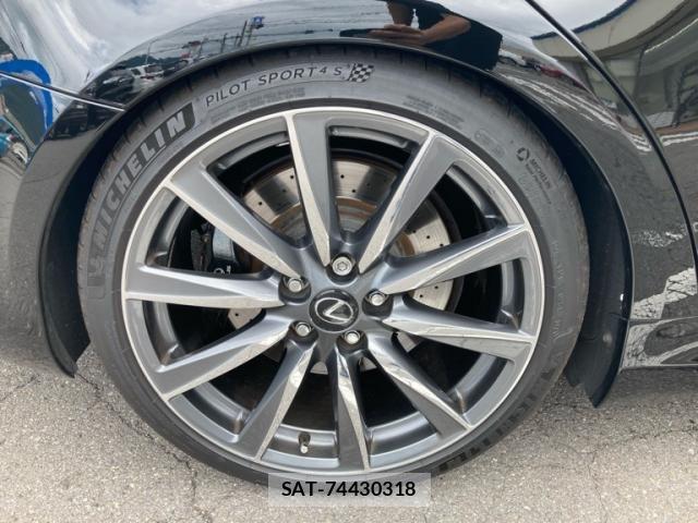 Lexus IS F 2010-08 8841003-6