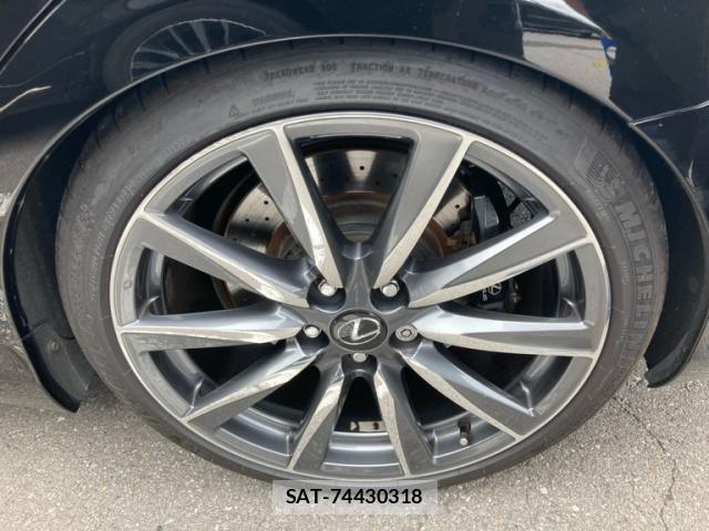 Lexus IS F 2010-08 8841003-7