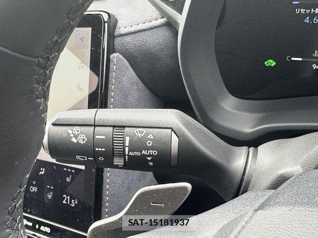 Lexus LBX 2024-03 902070-12