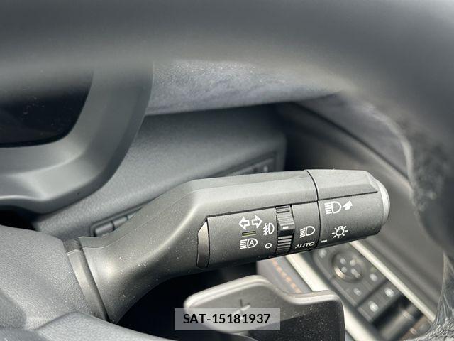 Lexus LBX 2024-03 902070-13