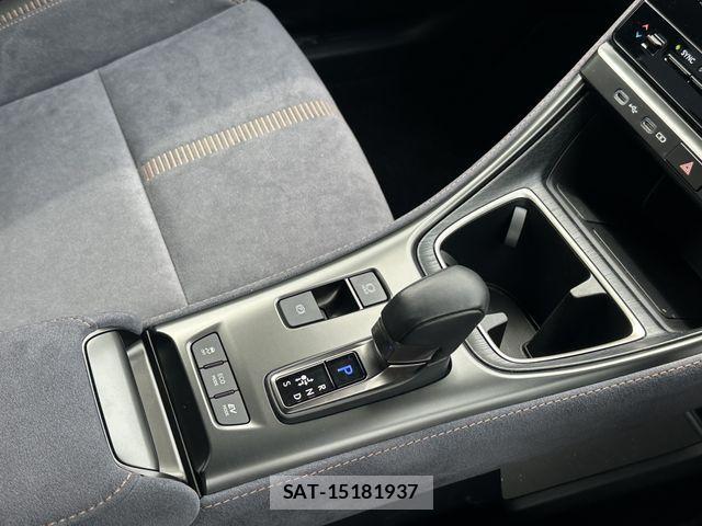 Lexus LBX 2024-03 902070-7
