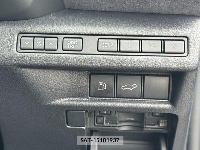 Lexus LBX 2024-03 902070-8