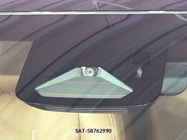 Lexus LBX 2024-02 988439-2