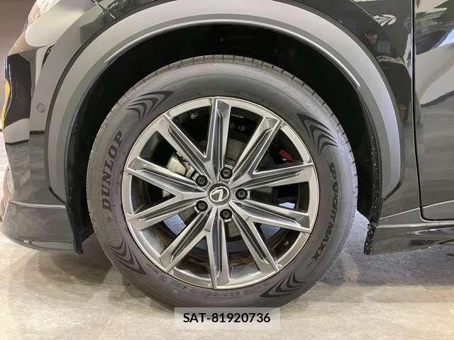 Lexus LBX 2024-05 2116210-10