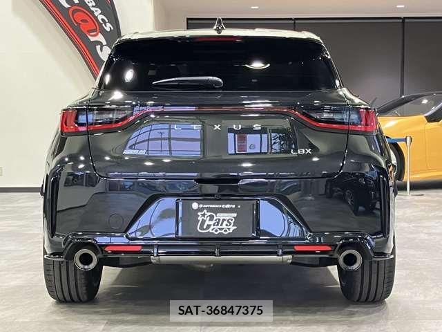 Lexus LBX 2024-11 2116195-7