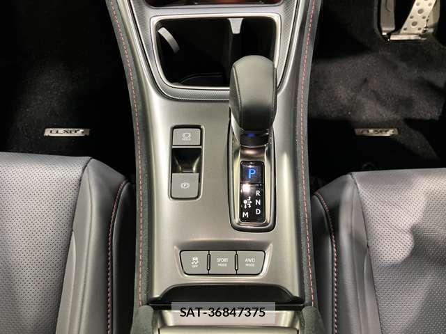 Lexus LBX 2024-11 2116195-15