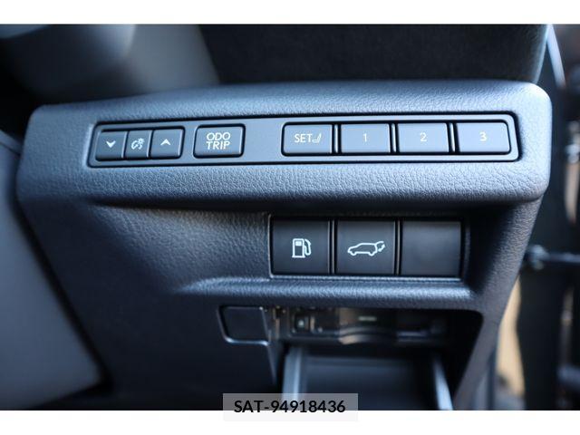Lexus LBX 2024-12 2299523-21