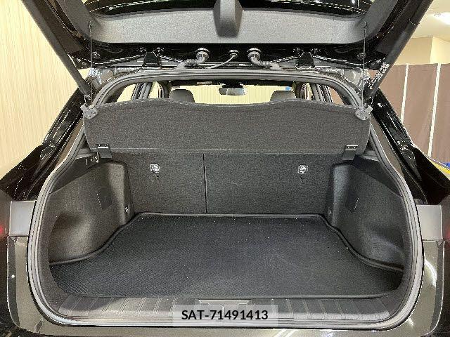 Lexus LBX 2024-02 3907121-20