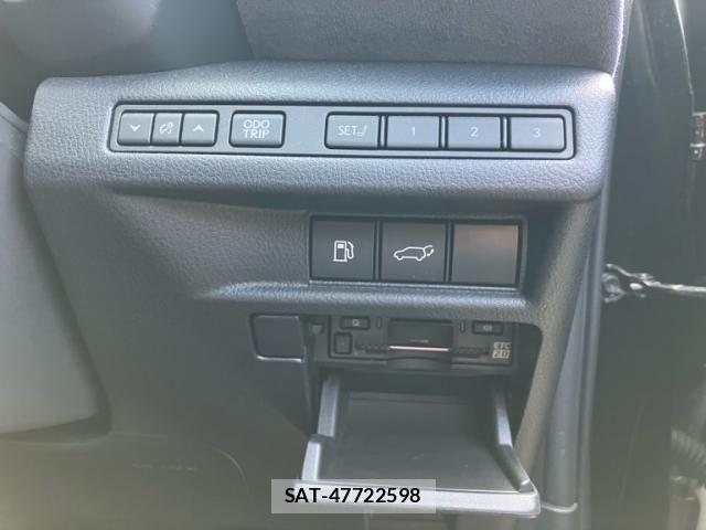 Lexus LBX 2024-04 4595473-14