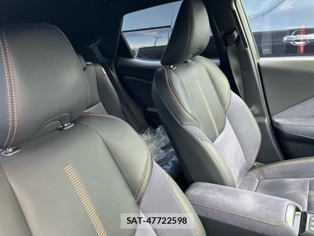 Lexus LBX 2024-04 4595473-16