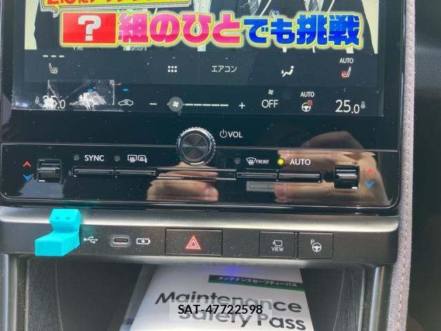 Lexus LBX 2024-04 4595473-25