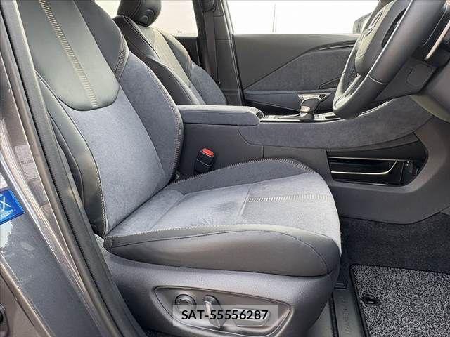 Lexus LBX 2025-07 6011601-15