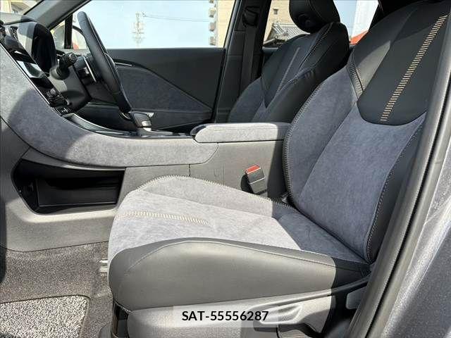 Lexus LBX 2025-07 6011601-16