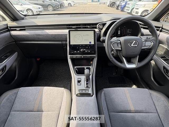 Lexus LBX 2025-07 6011601-1