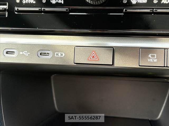 Lexus LBX 2025-07 6011601-29