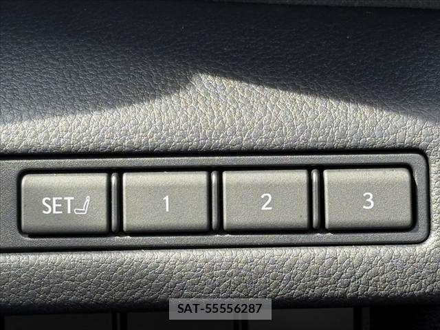 Lexus LBX 2025-07 6011601-3