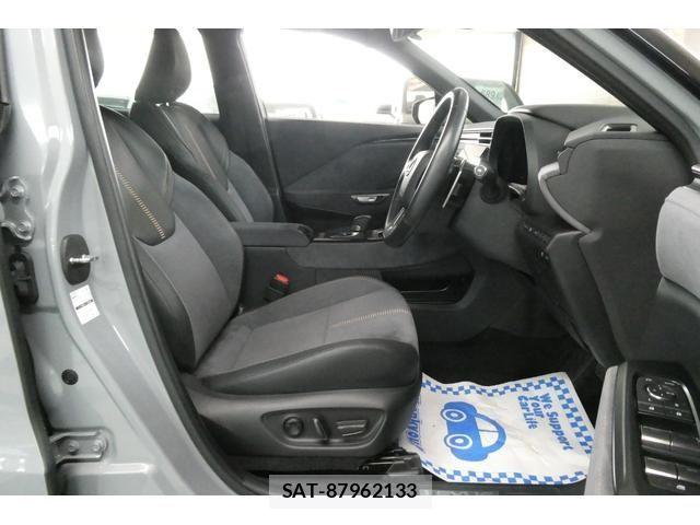 Lexus LBX 2024-05 6011594-4