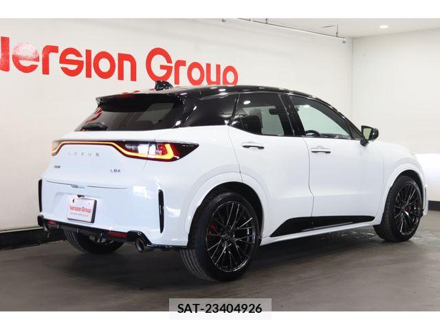 Lexus LBX 2024-12 6011575-1