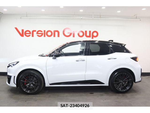 Lexus LBX 2024-12 6011575-2