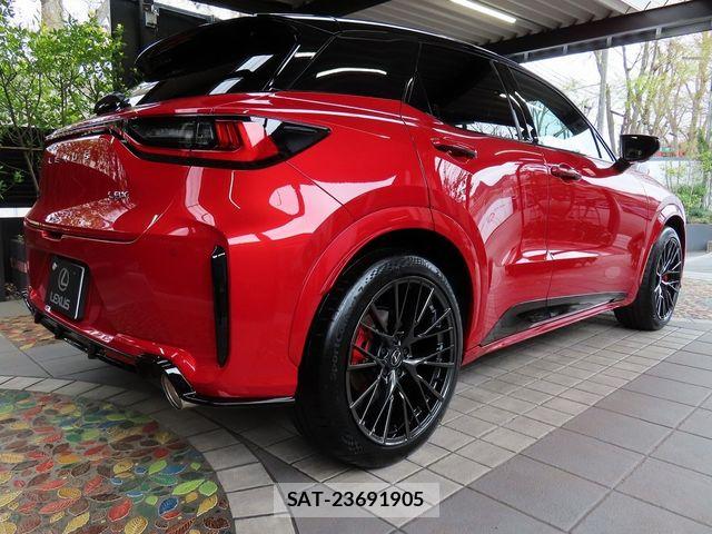 Lexus LBX 2025-05 6011584-11