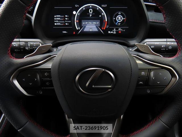 Lexus LBX 2025-05 6011584-18