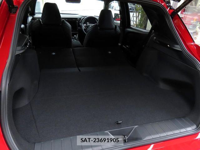 Lexus LBX 2025-05 6011584-27