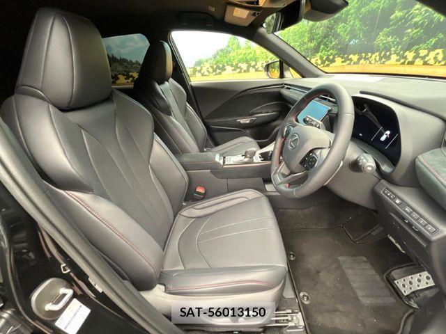 Lexus LBX 2025-09 6011583-7