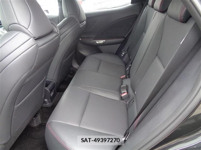 Lexus LBX 2025-09 6612833-11