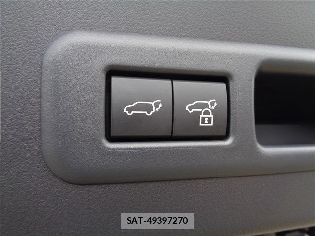 Lexus LBX 2025-09 6612833-15