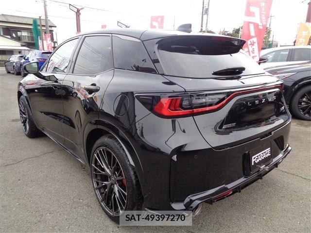 Lexus LBX 2025-09 6612833-5