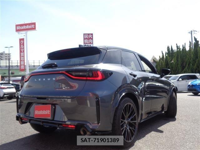 Lexus LBX 2025-05 6612834-12