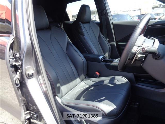 Lexus LBX 2025-05 6612834-16