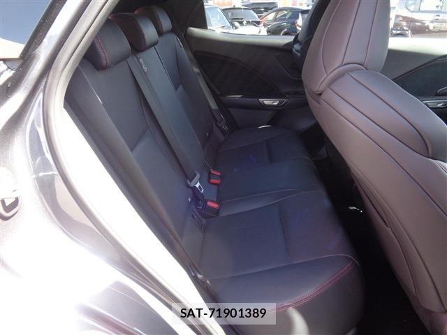 Lexus LBX 2025-05 6612834-17