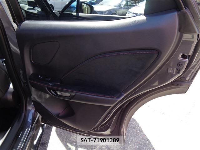 Lexus LBX 2025-05 6612834-23