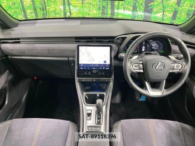 Lexus LBX 2024-07 6672266-1