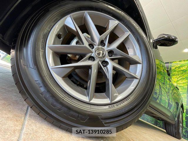 Lexus LBX 2024-12 6676674-13