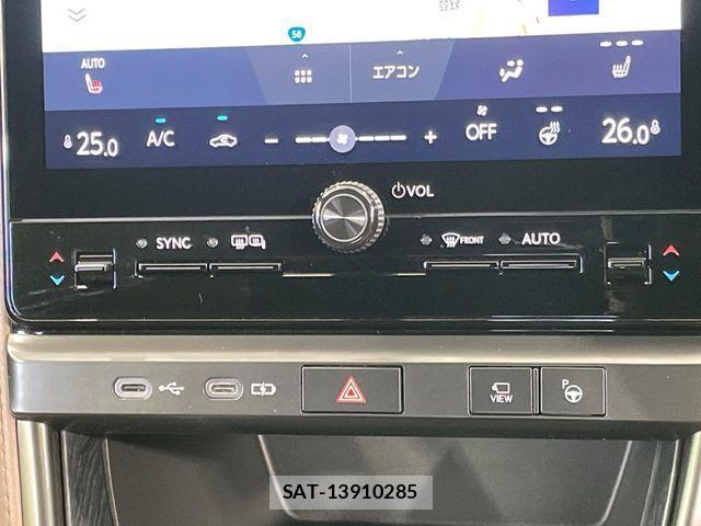 Lexus LBX 2024-12 6676674-7