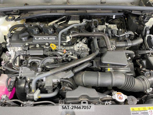 Lexus LBX 2024-03 6676676-17