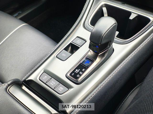 Lexus LBX 2024-01 6716514-18