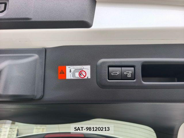 Lexus LBX 2024-01 6716514-25