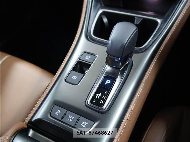 Lexus LBX 2024-06 6716515-8