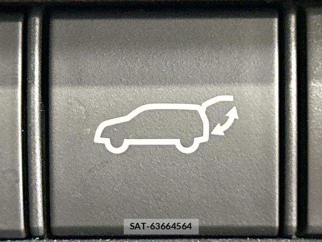 Lexus LBX 2024-03 6907717-6