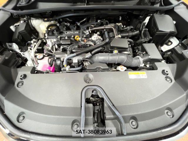 Lexus LBX 2024-08 7020767-17