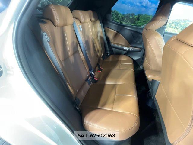 Lexus LBX 2024-08 7220955-9