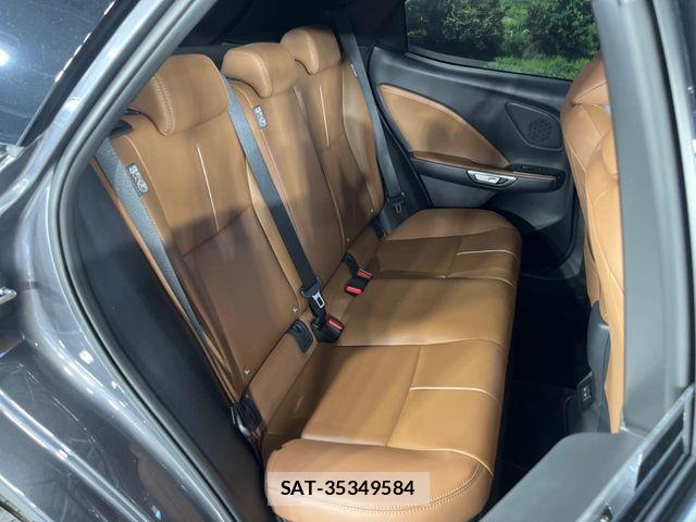 Lexus LBX 2025-02 7220960-9