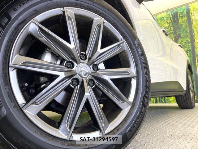 Lexus LBX 2024-05 7220953-11