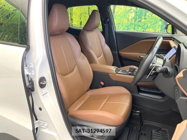 Lexus LBX 2024-05 7220953-7