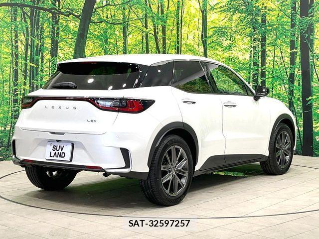 Lexus LBX 2024-02 7251322-16