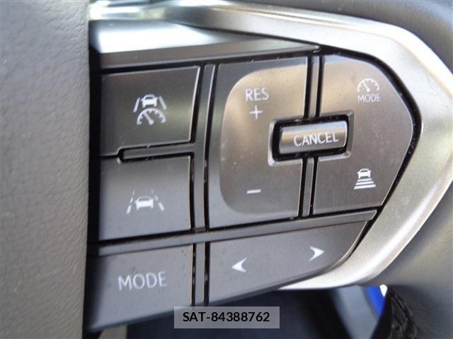 Lexus LBX 2024-03 7251324-28